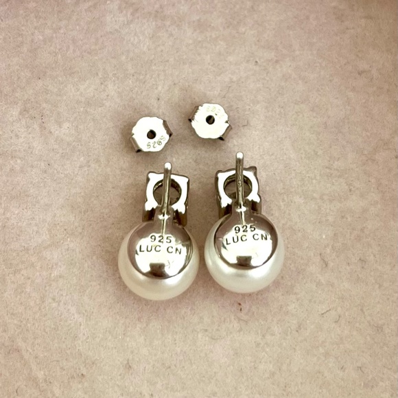 Pearl Sterling silver 925 stud earrings with CZ - Picture 3 of 3